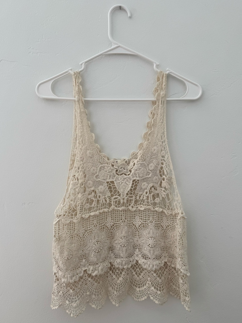 ISSI Crochet Lace Camisole in Cream
